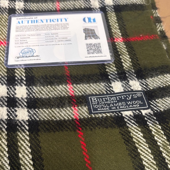 Burberry Olive and Black Plaid Scarf - Picture 2 of 4